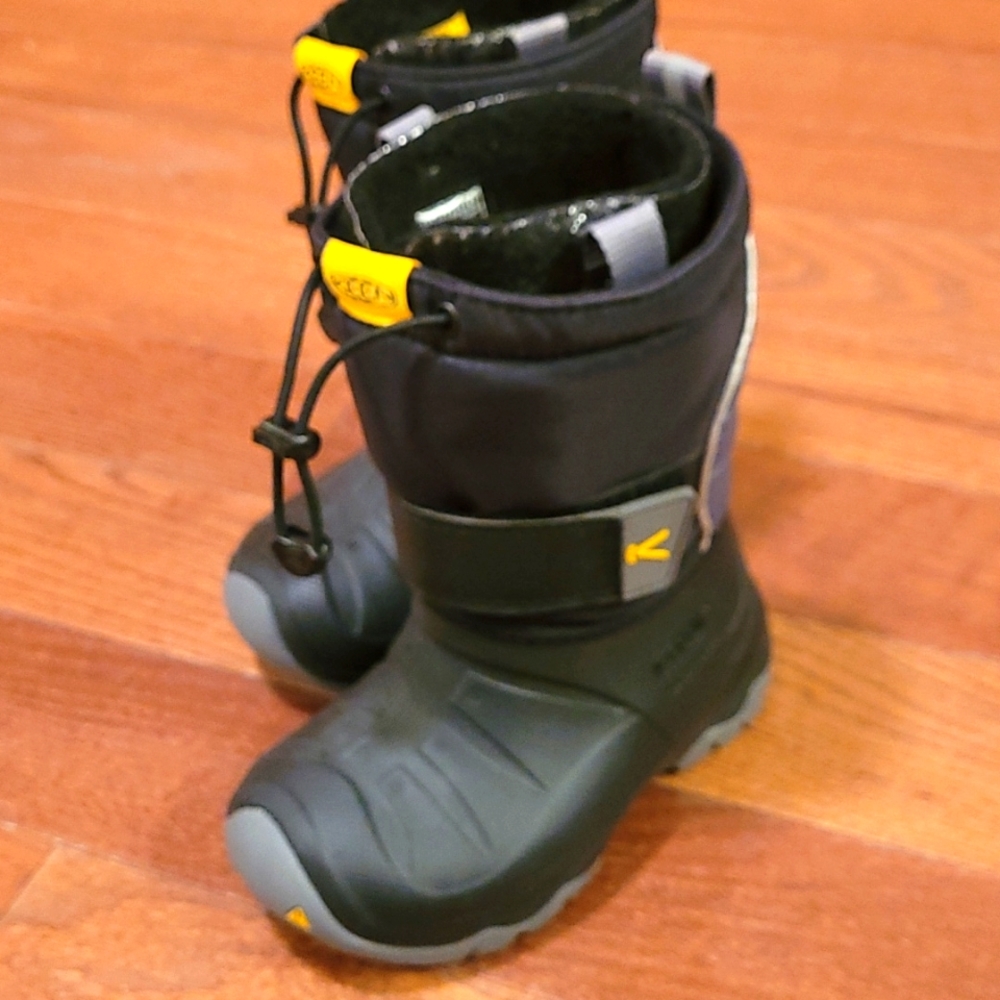 Toddler winter boots